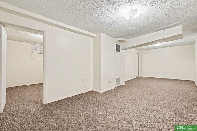 4705 Redick Avenue Avenue, Omaha, NE 68104