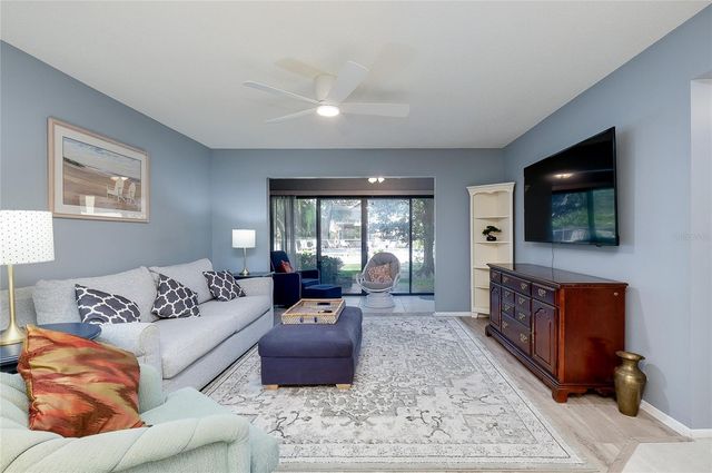 360 THREE LAKES LANE E, Venice, FL 34285