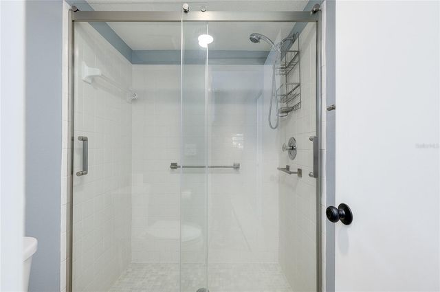 360 THREE LAKES LANE E, Venice, FL 34285