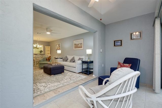 360 THREE LAKES LANE E, Venice, FL 34285