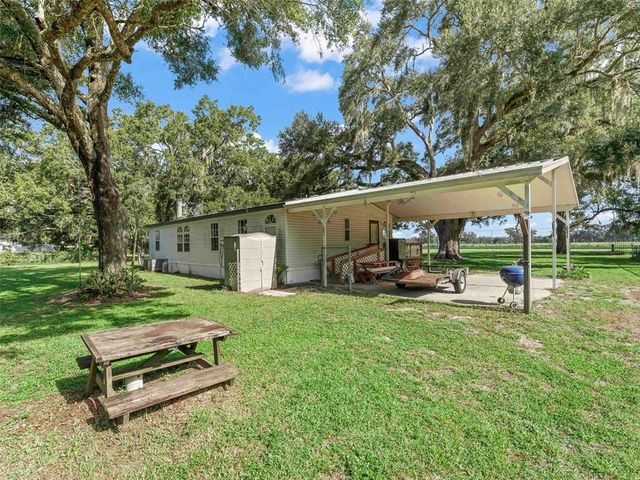 2199 E C 48, Bushnell, FL 33513