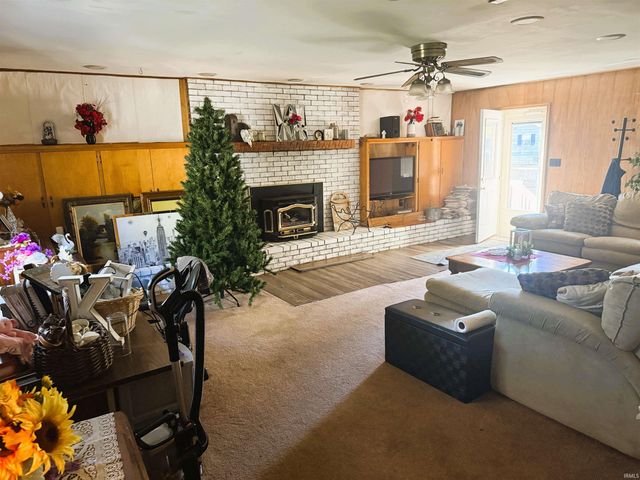 7701 Meadowview Drive, Evansville, IN 47710