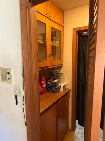 7701 Meadowview Drive, Evansville, IN 47710