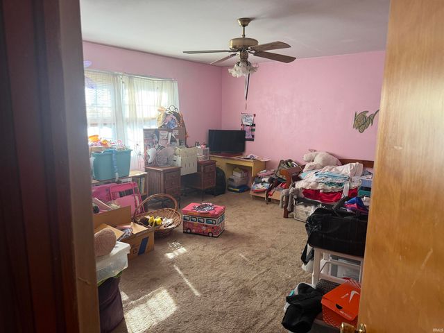 7701 Meadowview Drive, Evansville, IN 47710