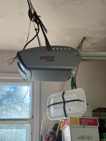 7701 Meadowview Drive, Evansville, IN 47710