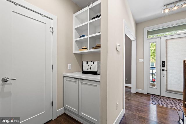 1600 BEASON ST, Baltimore, MD 21230