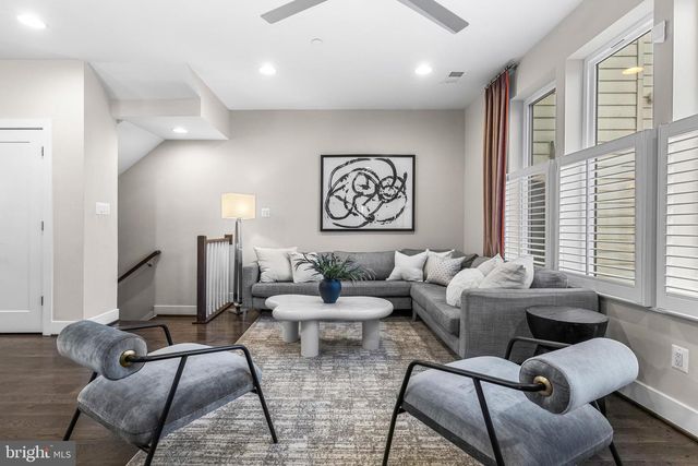 1600 BEASON ST, Baltimore, MD 21230