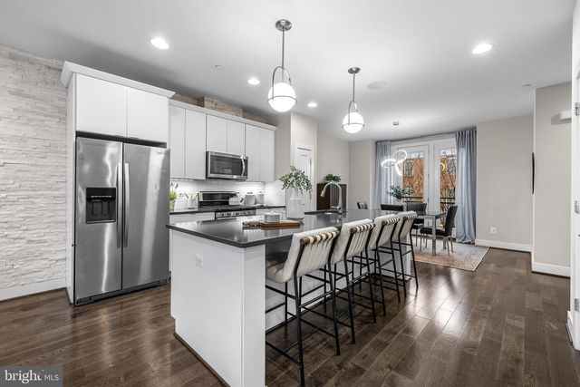 1600 BEASON ST, Baltimore, MD 21230