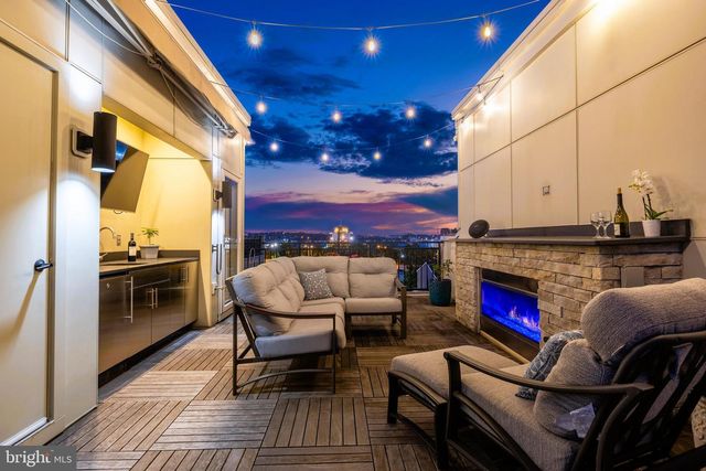 1600 BEASON ST, Baltimore, MD 21230