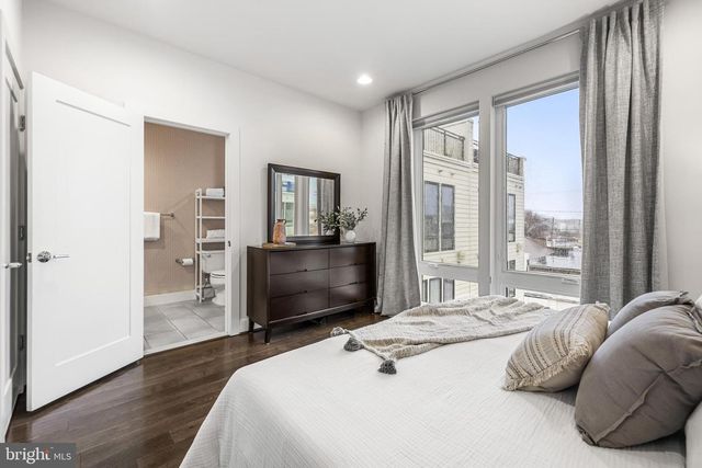 1600 BEASON ST, Baltimore, MD 21230