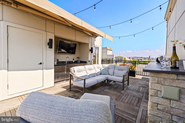 1600 BEASON ST, Baltimore, MD 21230