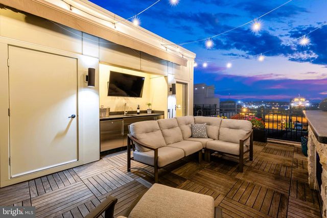 1600 BEASON ST, Baltimore, MD 21230