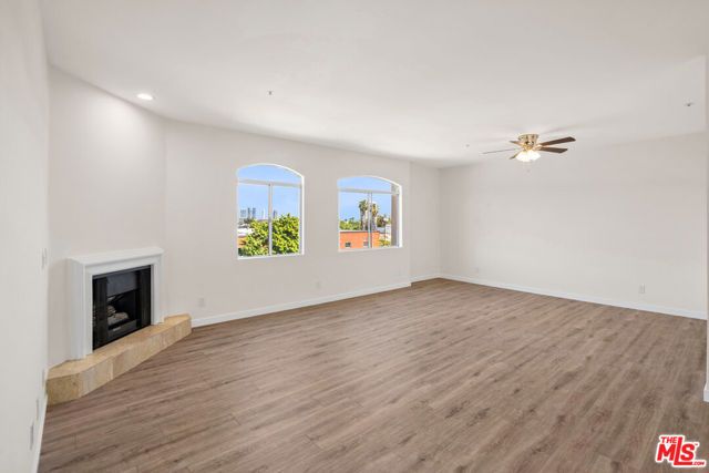 1255 Federal Avenue 401, Los Angeles, CA 90025