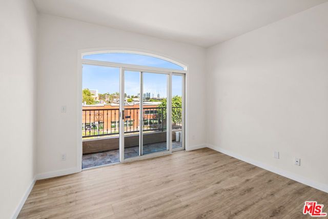 1255 Federal Avenue 401, Los Angeles, CA 90025