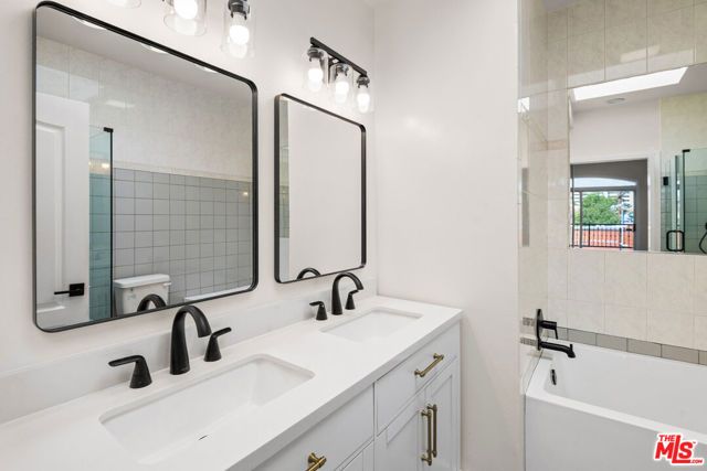 1255 Federal Avenue 401, Los Angeles, CA 90025