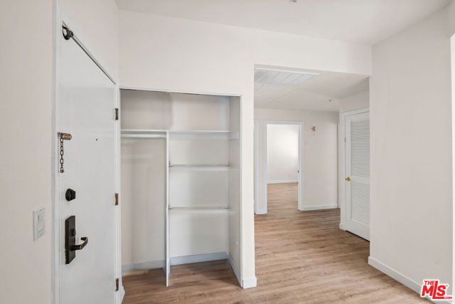 1255 Federal Avenue 401, Los Angeles, CA 90025