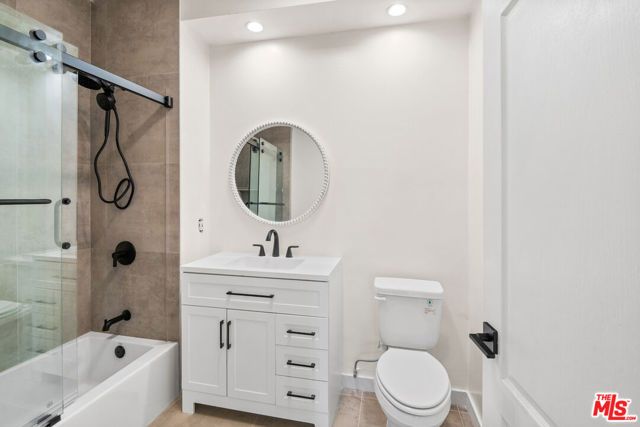 1255 Federal Avenue 401, Los Angeles, CA 90025