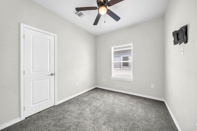 16606 E Forrestal, Montgomery, TX 77316