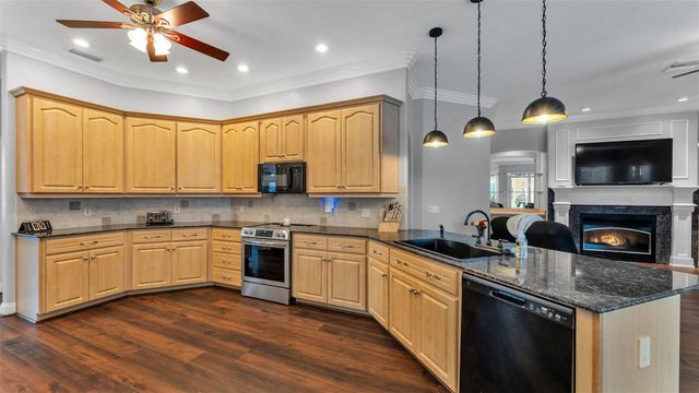 1603 SIR HENRYS TRAIL, Lakeland, FL 33809