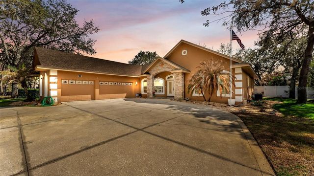 1603 SIR HENRYS TRAIL, Lakeland, FL 33809