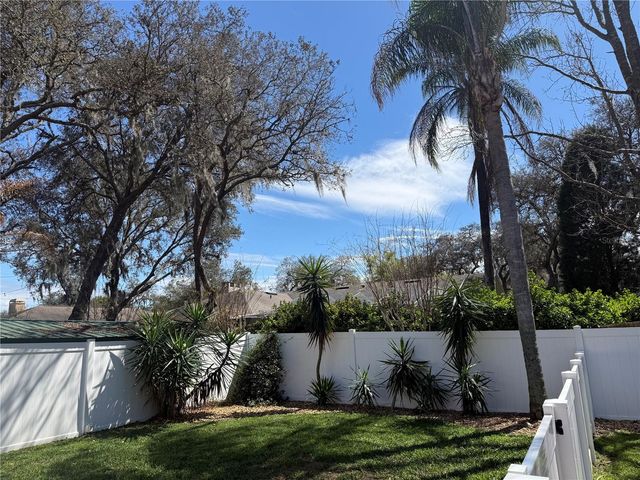 1603 SIR HENRYS TRAIL, Lakeland, FL 33809