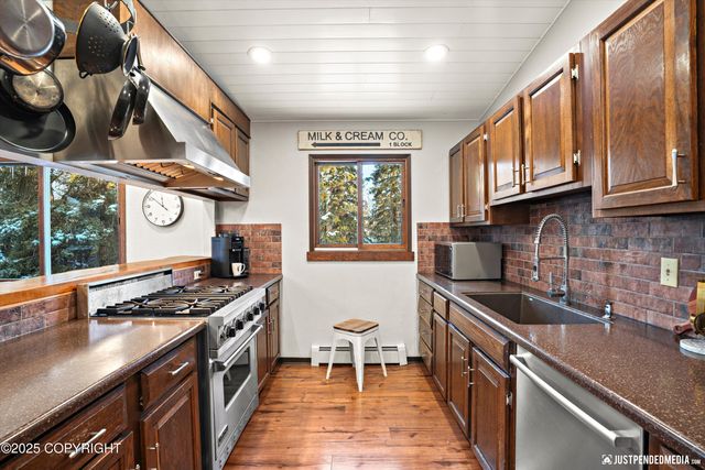 9501 Brien Street, Anchorage, AK 99507