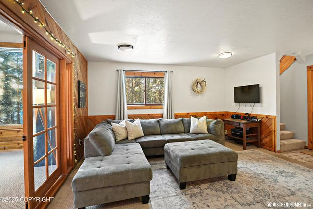 9501 Brien Street, Anchorage, AK 99507