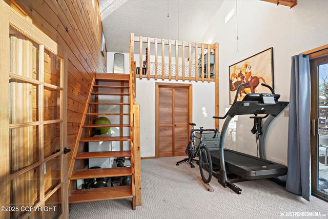 9501 Brien Street, Anchorage, AK 99507