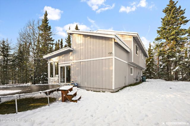 9501 Brien Street, Anchorage, AK 99507