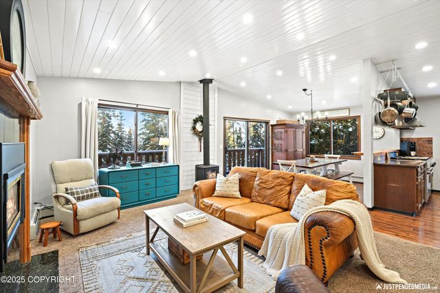 9501 Brien Street, Anchorage, AK 99507