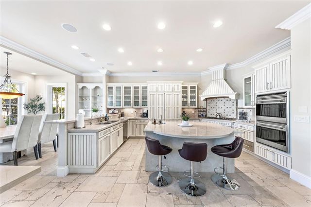 7 Pelican Drive, Fort Lauderdale, FL 33301