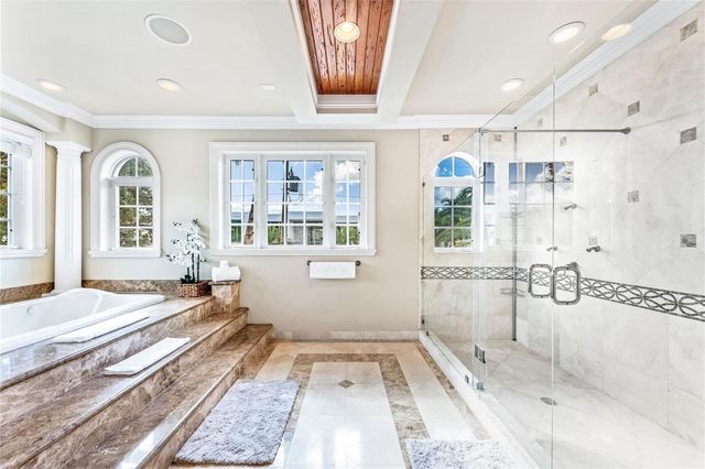 7 Pelican Drive, Fort Lauderdale, FL 33301