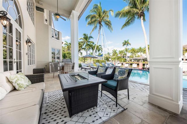 7 Pelican Drive, Fort Lauderdale, FL 33301