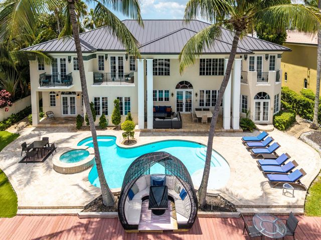 7 Pelican Drive, Fort Lauderdale, FL 33301