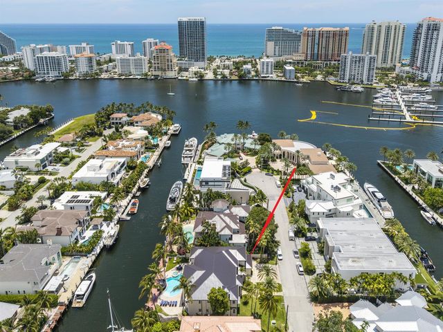 7 Pelican Drive, Fort Lauderdale, FL 33301