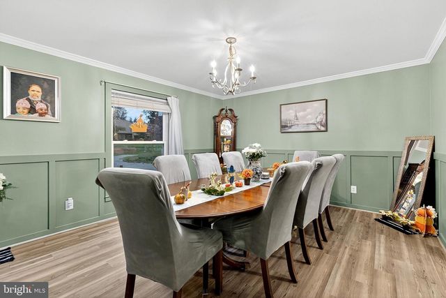 7 DEER TRACK LN, Newark, DE 19711