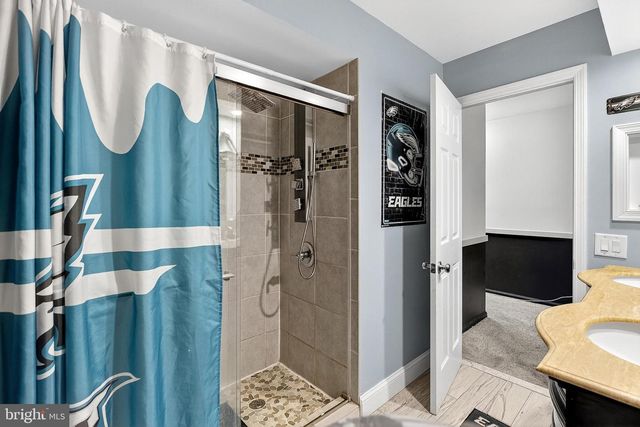 7 DEER TRACK LN, Newark, DE 19711