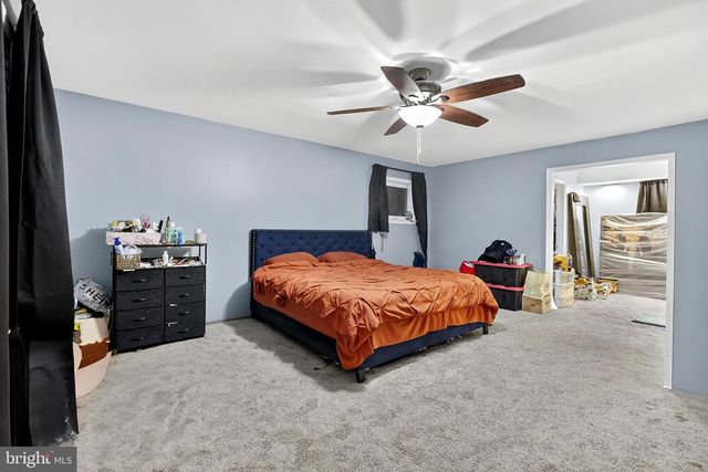 7 DEER TRACK LN, Newark, DE 19711