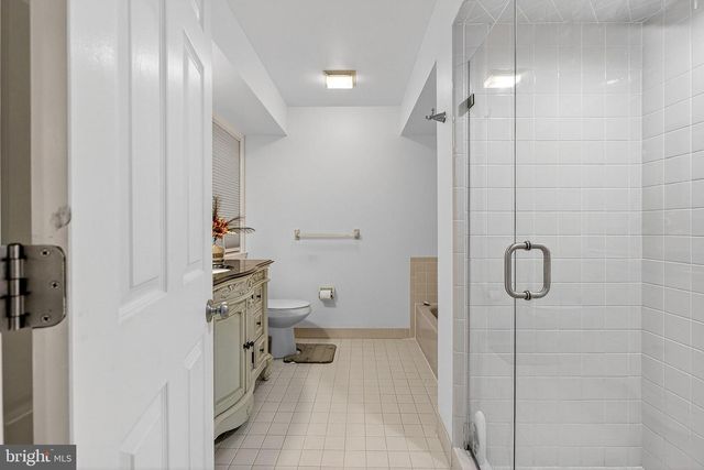 7 DEER TRACK LN, Newark, DE 19711