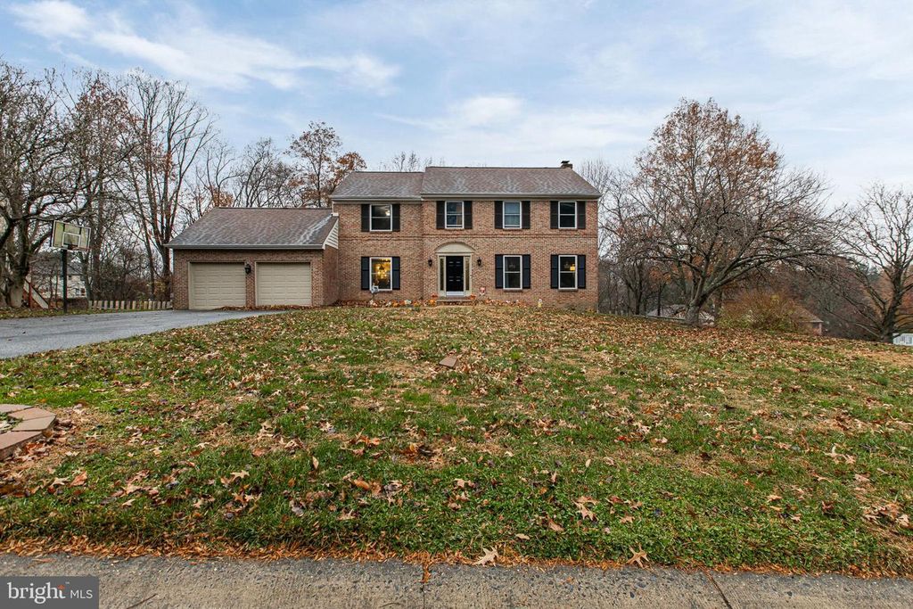 7 DEER TRACK LN, Newark, DE 19711