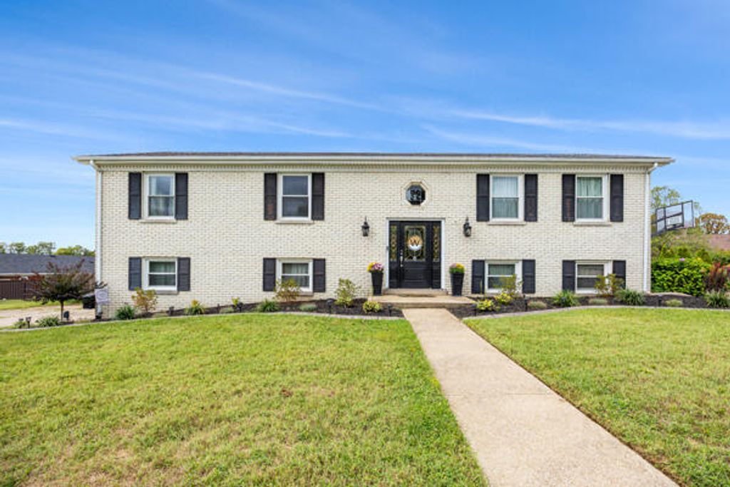 315 Beacon Hill, Nicholasville, KY 40356