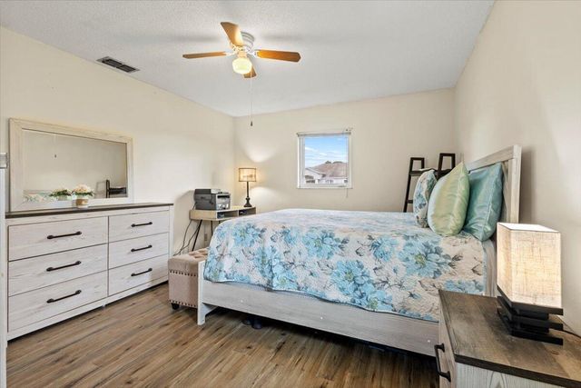 393 NW Curtis Street, Port St Lucie, FL 34983