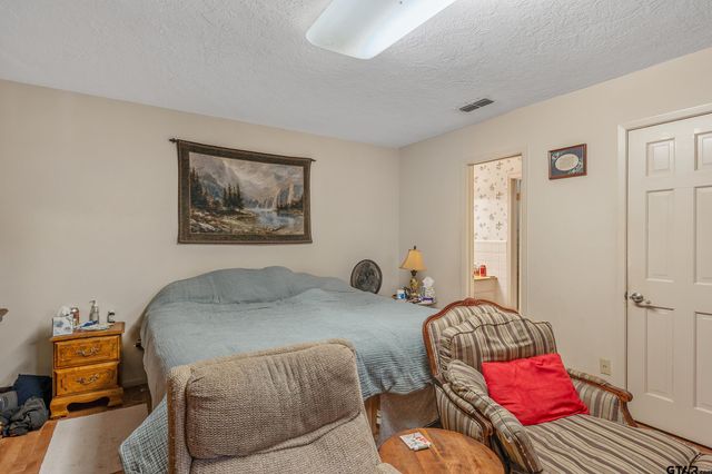 110 N GREEN ST, Hawkins, TX 75765