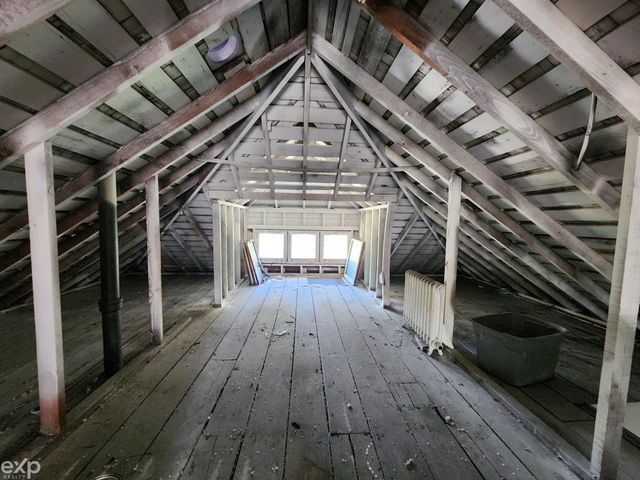 9242 Appoline Street, Detroit, MI 48228