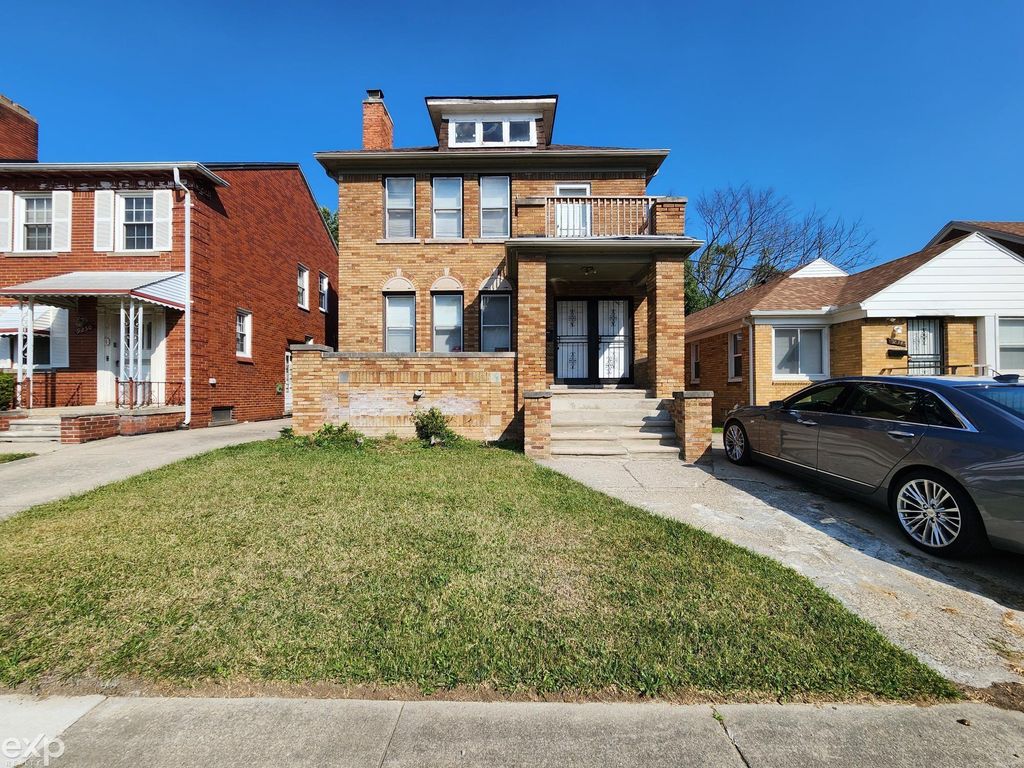 9242 Appoline Street, Detroit, MI 48228