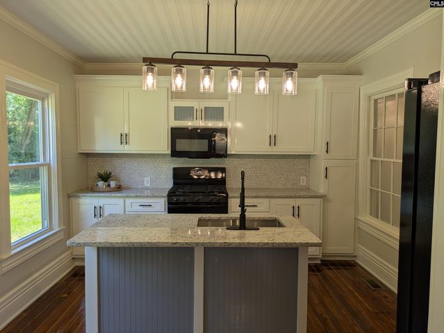 2904 Priceville Road, Gilbert, SC 29054