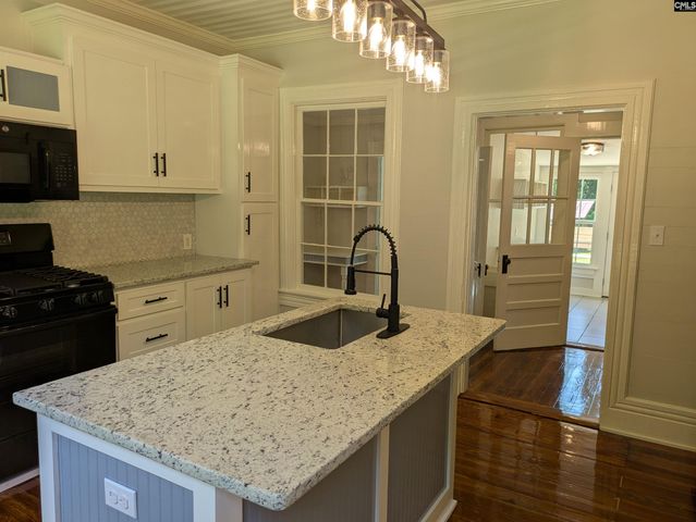 2904 Priceville Road, Gilbert, SC 29054