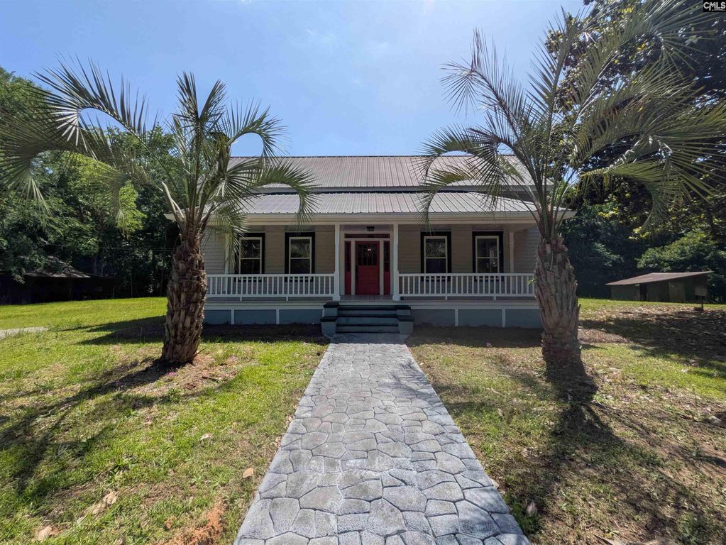 2904 Priceville Road, Gilbert, SC 29054