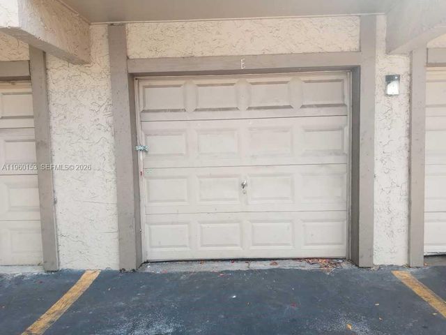 2107 NW 59th Ter 60-E, Lauderhill, FL 33313