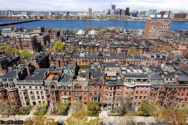 263 Commonwealth Ave 8, Boston, MA 02116